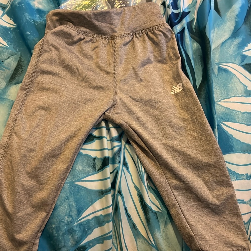 New balance 2 piece set purple and grey